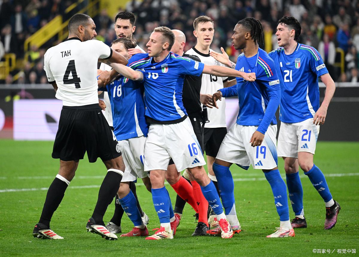 包含转折点！亚特兰大主帅复盘，德甲关键时刻攻防权衡，态度坚定，年轻球员得到机会的词条